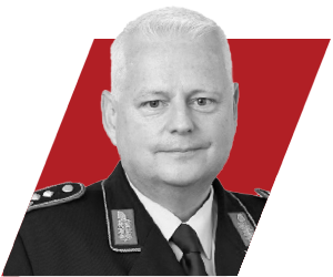 Lt Gen Michael Vetter